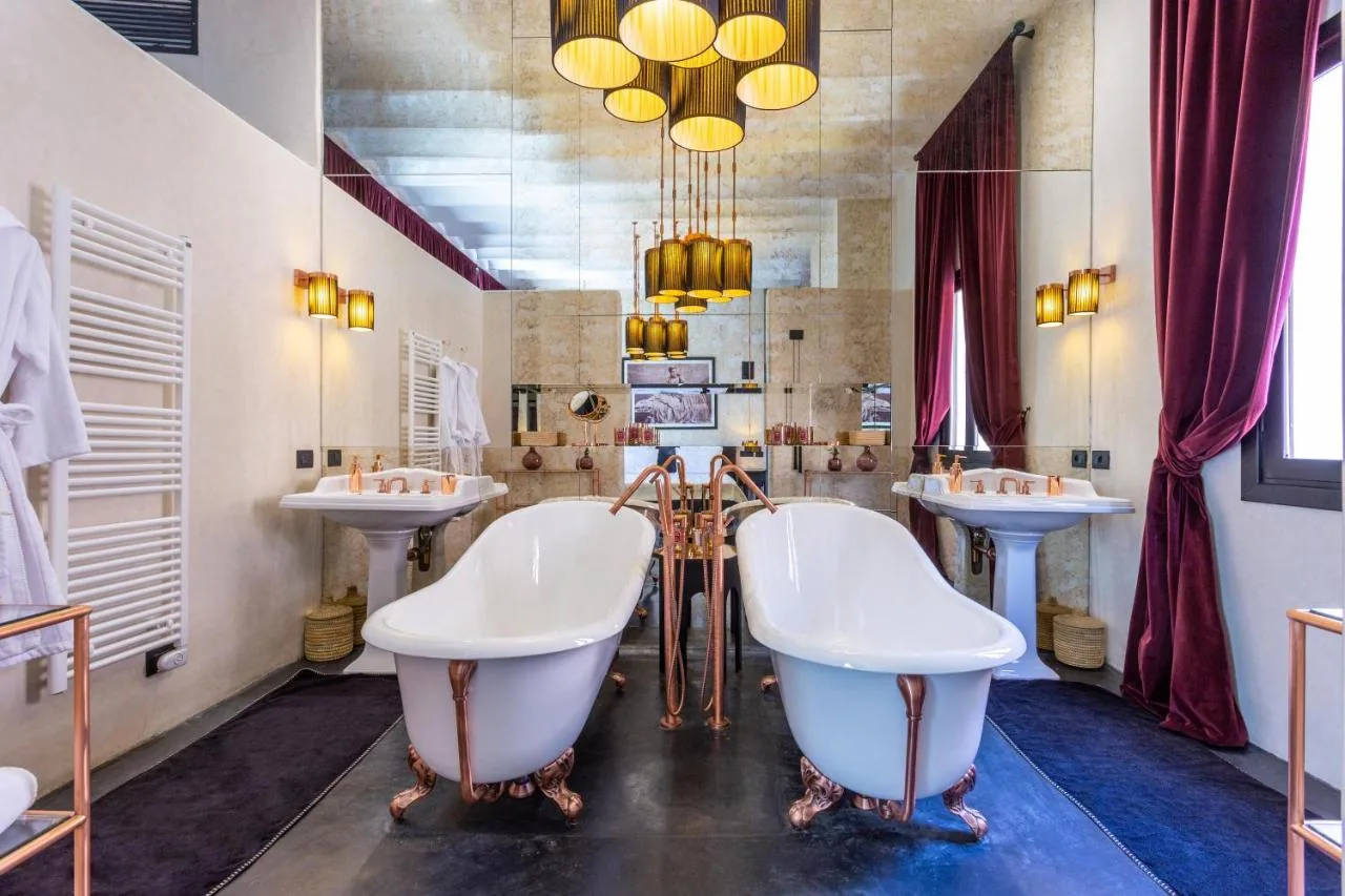 Suite Amal, las dos bañeras