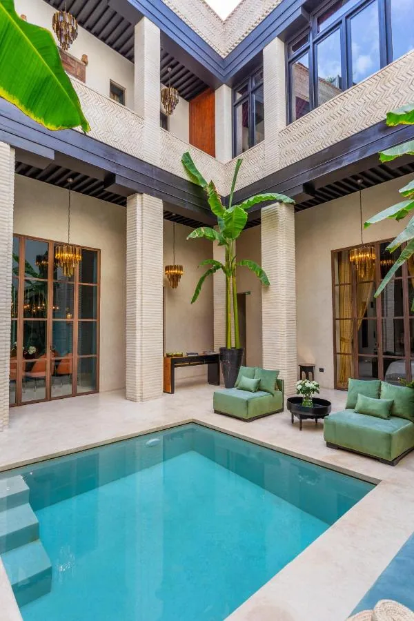 La piscina · Riad Tajania